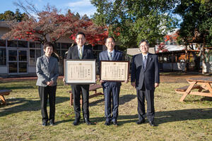大竹昌士さん、幡谷史朗さんが附属学校園PTA活動で文科大臣表彰を受賞 ―これからの「附属」の在り方について久留主理事・木村学長特別補佐と座談