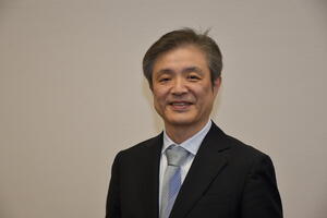 岡田誠教授と極地研・菅沼悠介准教授が文部科学大臣表彰「科学技術賞」を受賞 千葉複合セクションの地磁気逆転の研究業績を評価 