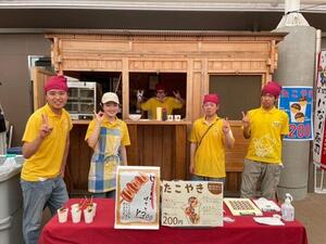 行動して学ぶ「地域活性化」―人社・小原ゼミが道の駅かさまのイベントで出店体験