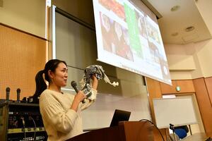 パレスチナでの支援活動に関わる山村順子さんが講演―約150人が参加　学生から支援の動きも