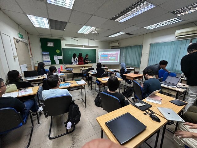 帝京マレーシア日本語学院の学生の様子