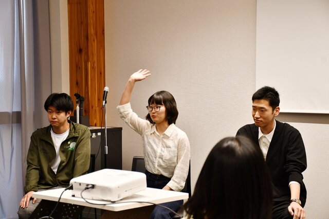 トークセッションに登壇した在学生