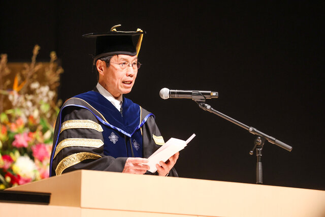 学長式辞
