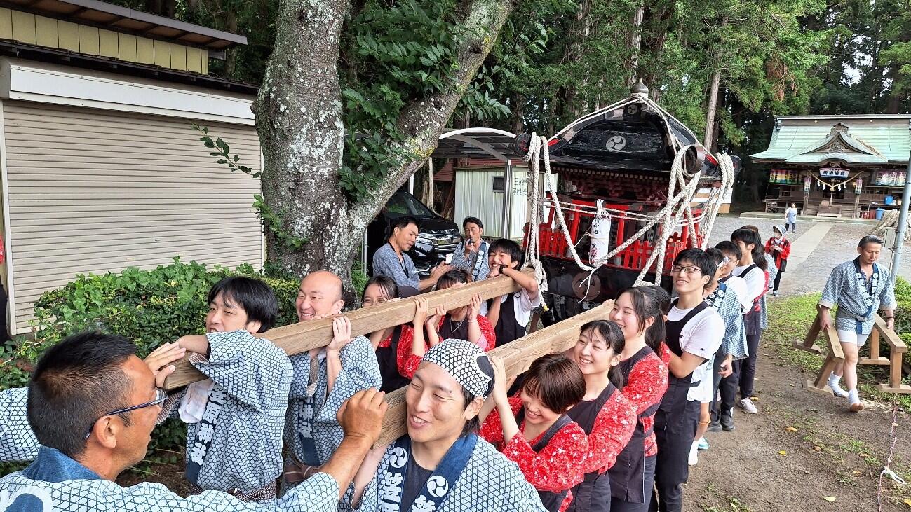 宮出しの様子